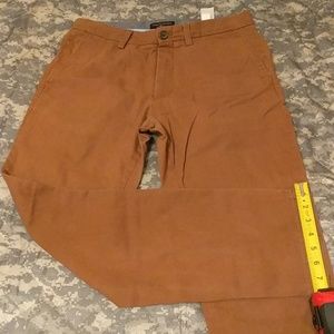 Banana Republic 33X34 Emerson (slim) Chino Earth